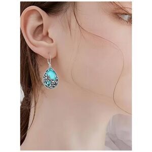 Rustic Southwestern Sunflower & Turquoise Dangle Earrings Teardrop Silver Plate